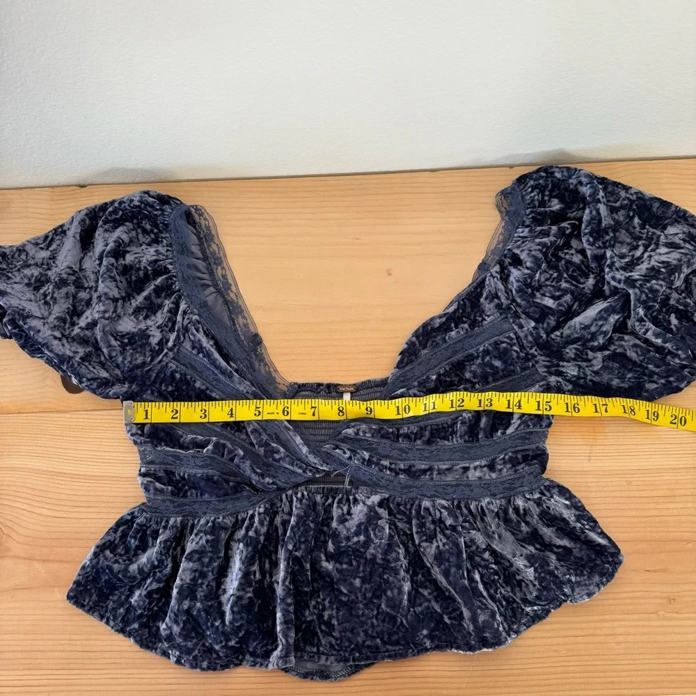 FREE PEOPLE Yours Truly Dark Blue Velvet Peplum Blouse Top Keyhole Cutout XS